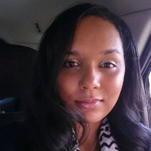 Meet your Posher, Monique